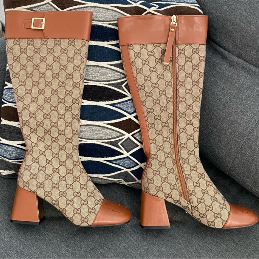 Luxury Women's Heeled Boots - Picture 4 of 12